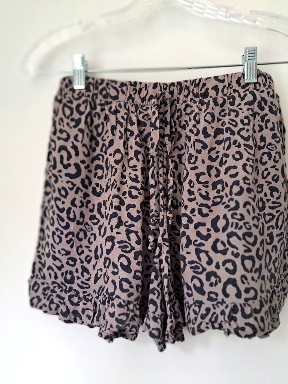 American Eagle Women's High Waist Animal Print Shorts Brown/Black Size S